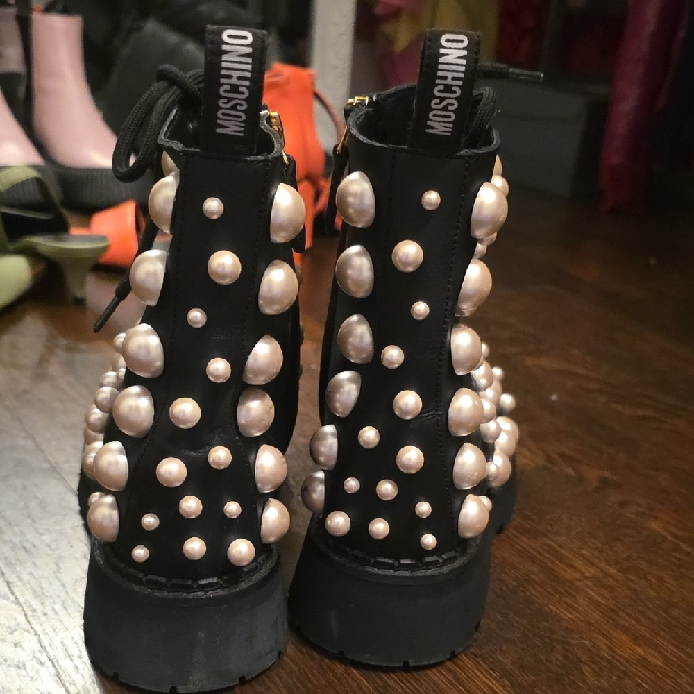 Moschino Black Leather Boots with Pearl Details - Picture 2 of 7